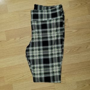 Plaid bell bottom leggings